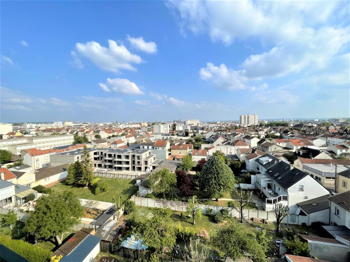 Brossolette Appartement T2 Spacieux Et Lumineux Balcon Vue Degagee Reims Eksteriør bilde