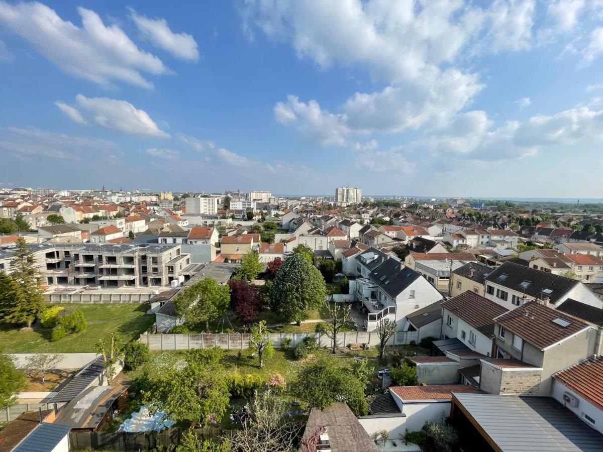 Brossolette Appartement T2 Spacieux Et Lumineux Balcon Vue Degagee Reims Eksteriør bilde